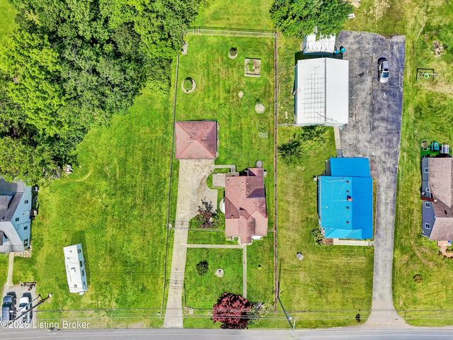 404 Gilliland Rd, Louisville, KY 40245