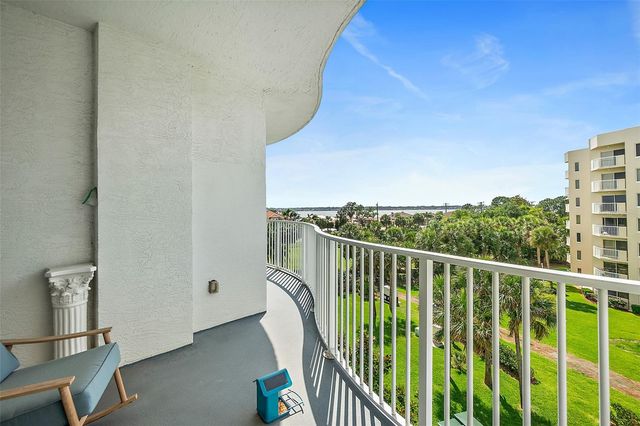 2 OCEANS WEST BOULEVARD 405, Daytona Beach, FL 32118