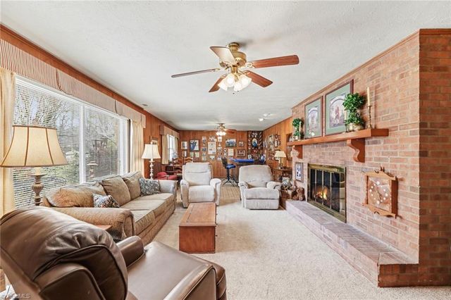 1003 Mcdowell Drive, Greensboro, NC 27408