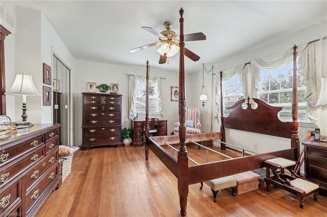 1003 Mcdowell Drive, Greensboro, NC 27408