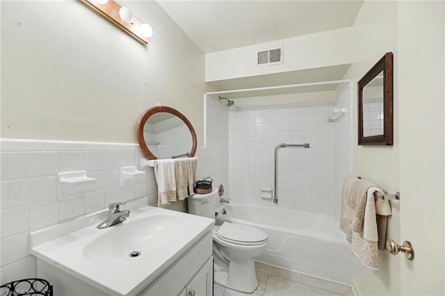 1003 Mcdowell Drive, Greensboro, NC 27408