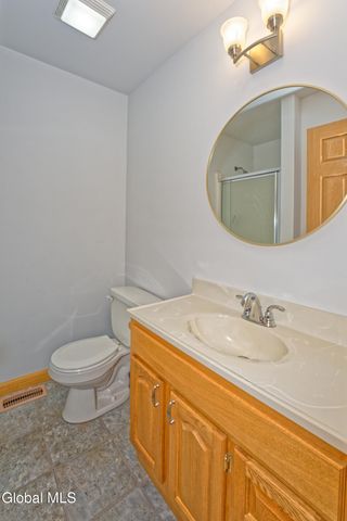 17 Columbia Avenue, Queensbury, NY 12804