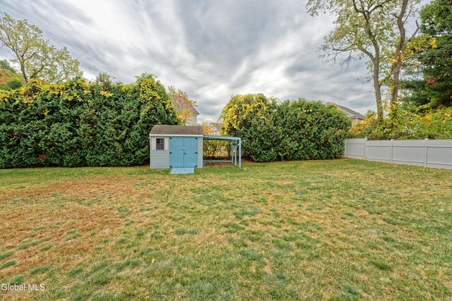 17 Columbia Avenue, Queensbury, NY 12804