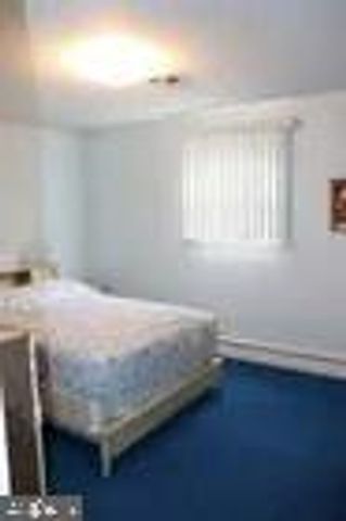 1813 MARTIN DR, Lebanon, PA 17046