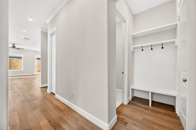 1530 W 34th Street, Houston, TX 77018
