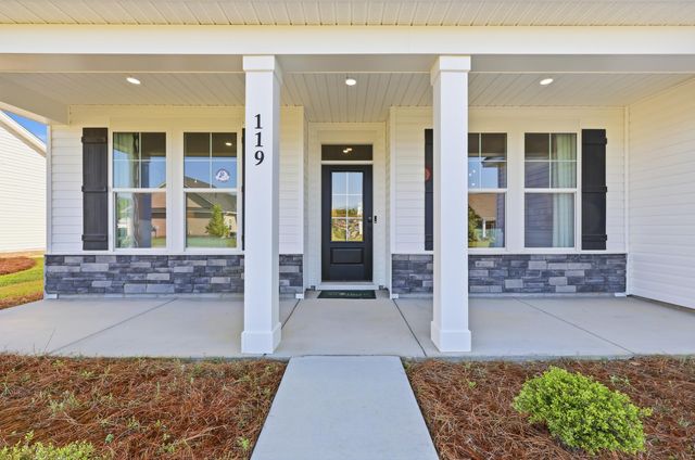 119 Crabapple Dr., Longs, SC 29568