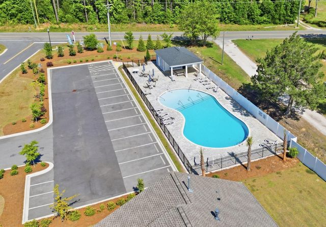 119 Crabapple Dr., Longs, SC 29568