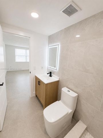 7239 NW Third Street, Miami, FL 33126