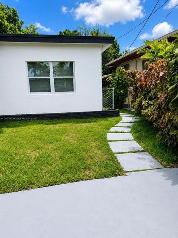 7239 NW Third Street, Miami, FL 33126
