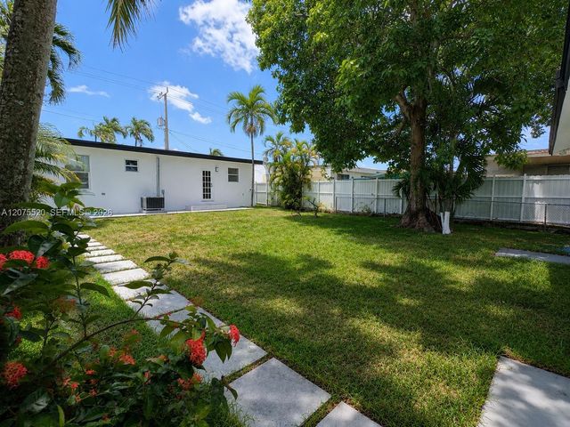 7239 NW Third Street, Miami, FL 33126