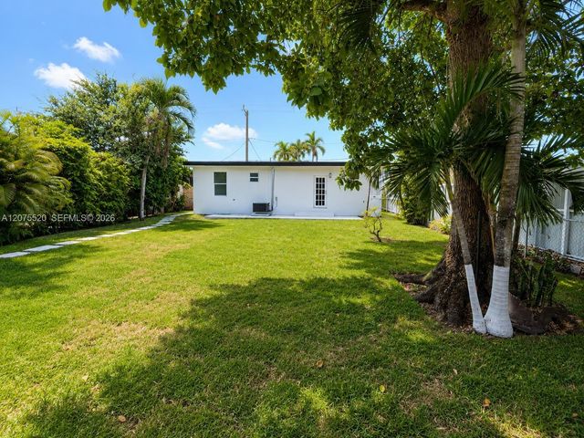 7239 NW Third Street, Miami, FL 33126