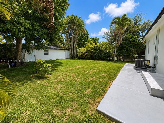 7239 NW Third Street, Miami, FL 33126