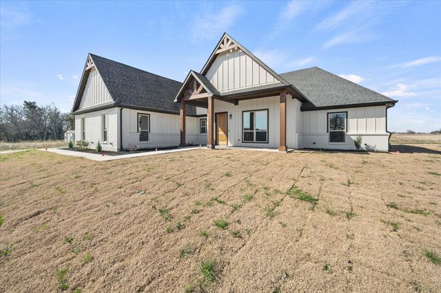3186 County Road 1076, Celeste, TX 75423
