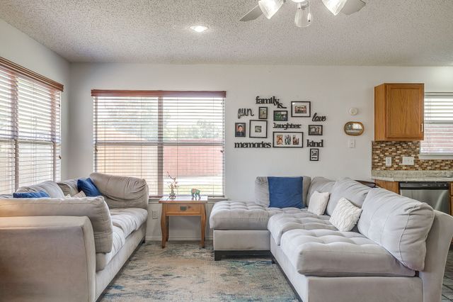 924 Thistle Circle, Allen, TX 75002