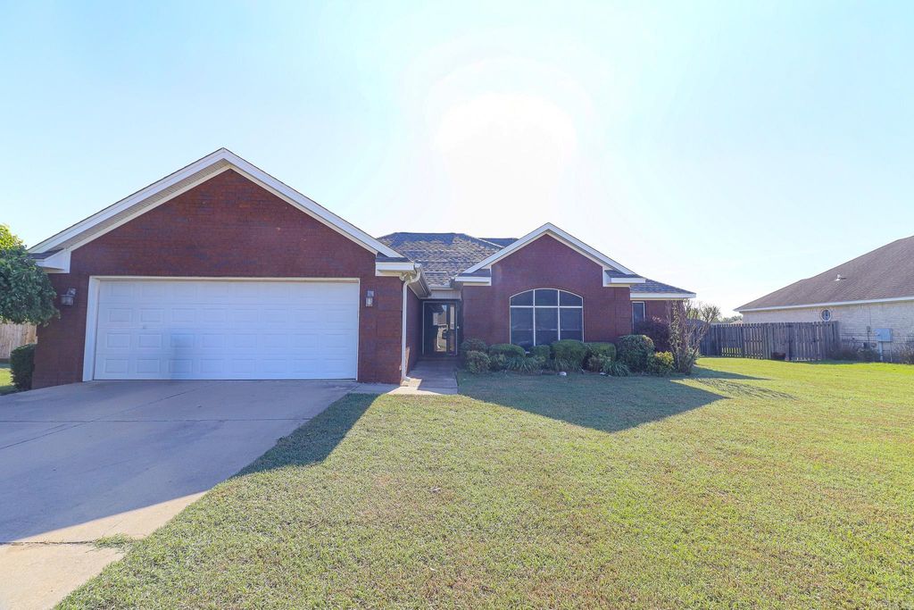 412 Harmony Cove, Trumann, AR 72472