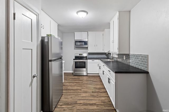 1703 Corby Boulevard, South Bend, IN 46617