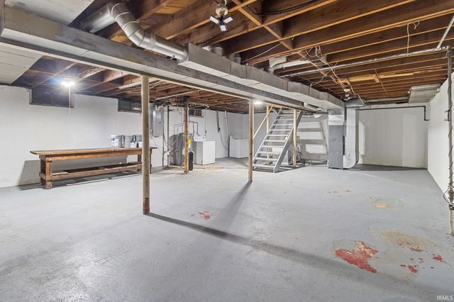 1703 Corby Boulevard, South Bend, IN 46617