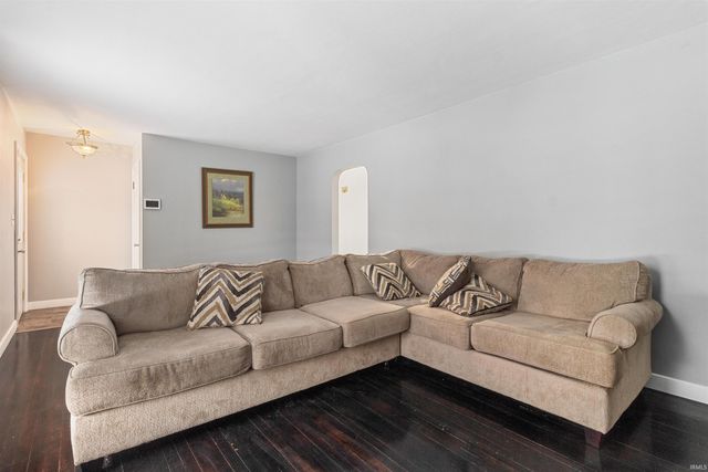 1703 Corby Boulevard, South Bend, IN 46617