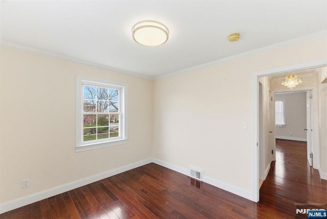 820 Elizabeth Street, Ridgefield, NJ 07657