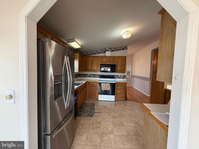 600 MULBERRY CT, New Hope, PA 18938