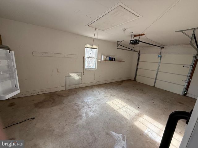 600 MULBERRY CT, New Hope, PA 18938