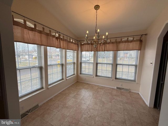 600 MULBERRY CT, New Hope, PA 18938