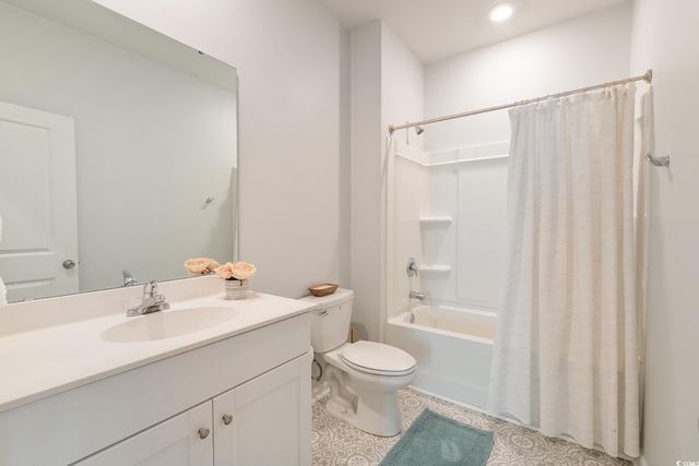 379 Hidden Cove Dr., Little River, SC 29566