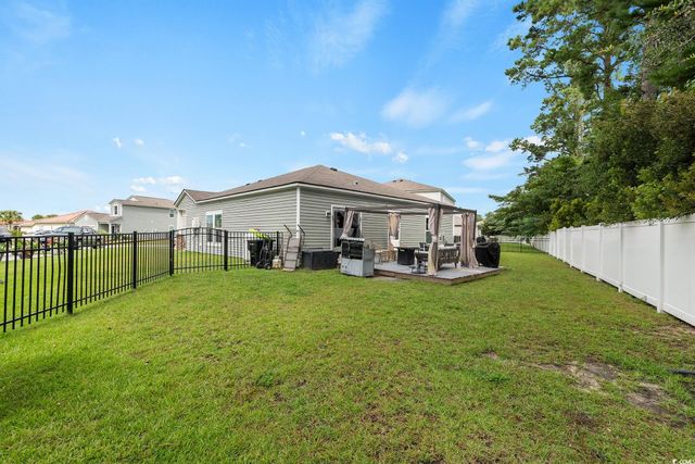 379 Hidden Cove Dr., Little River, SC 29566