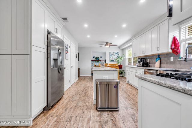 8 Bronia Street, Howell, NJ 07731