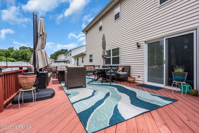8 Bronia Street, Howell, NJ 07731