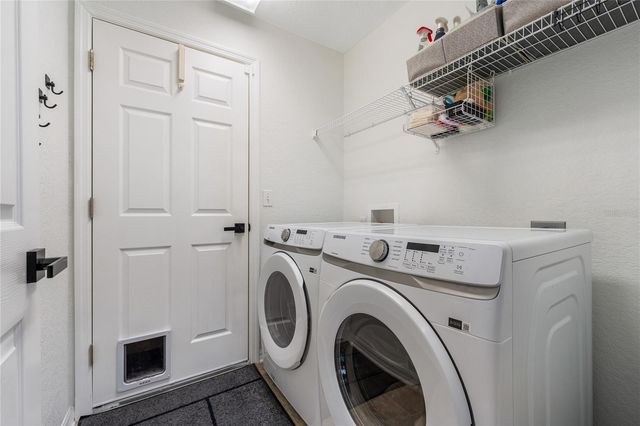 1131 HIGHLAND MEADOWS STREET, Davenport, FL 33837