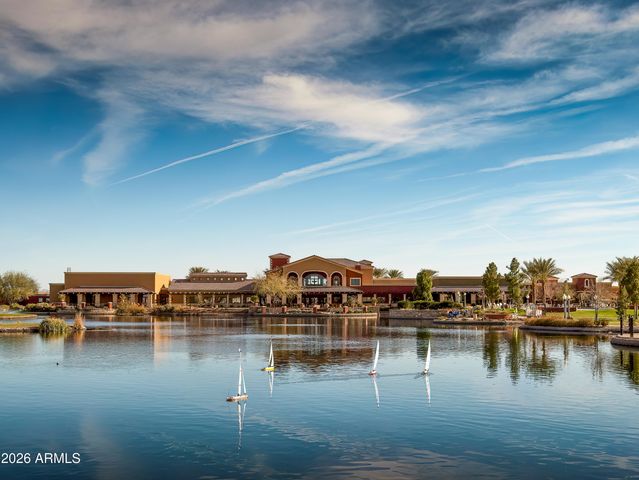 42495 W HEAVENLY Place, Maricopa, AZ 85138