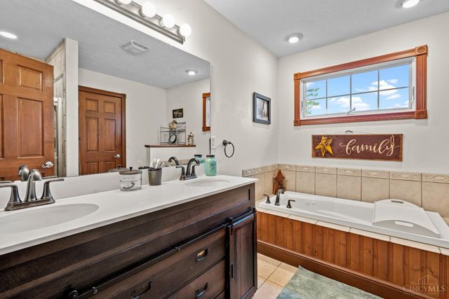 6551 Tolle Road, Liberty Twp, OH 45133
