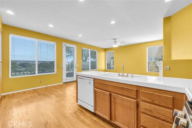 323 Lydia, Corona, CA 92882