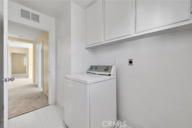 323 Lydia, Corona, CA 92882