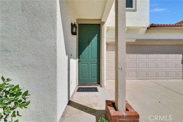 323 Lydia, Corona, CA 92882