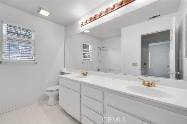 323 Lydia, Corona, CA 92882