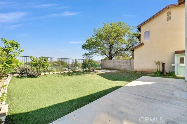 323 Lydia, Corona, CA 92882