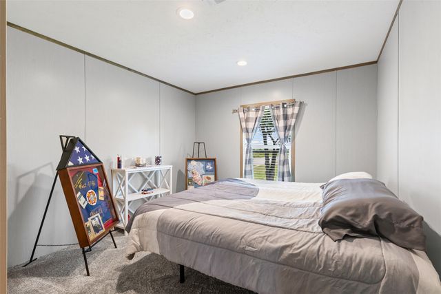 1401 Old Bridge Road, Cleburne, TX 76033