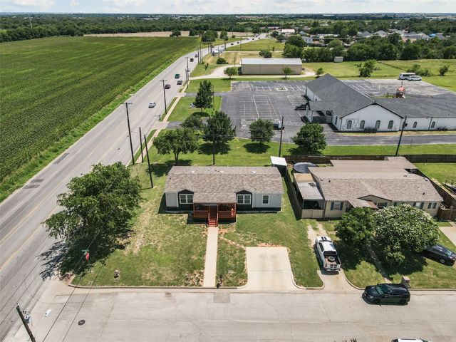 1401 Old Bridge Road, Cleburne, TX 76033
