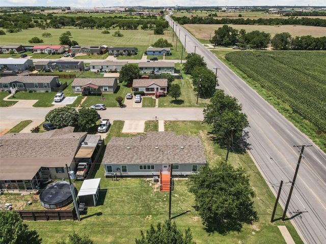 1401 Old Bridge Road, Cleburne, TX 76033