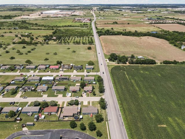 1401 Old Bridge Road, Cleburne, TX 76033
