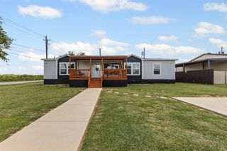 1401 Old Bridge Road, Cleburne, TX 76033