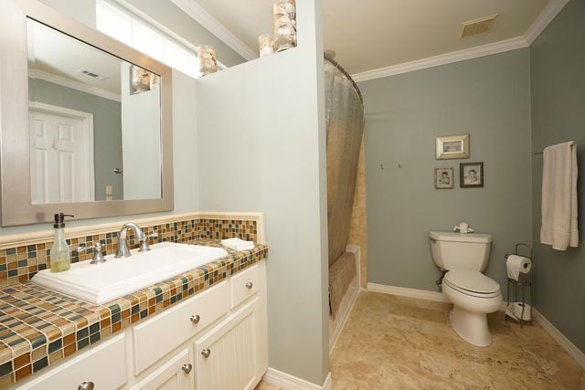 941 Ruckel Drive, Niceville, FL 32578