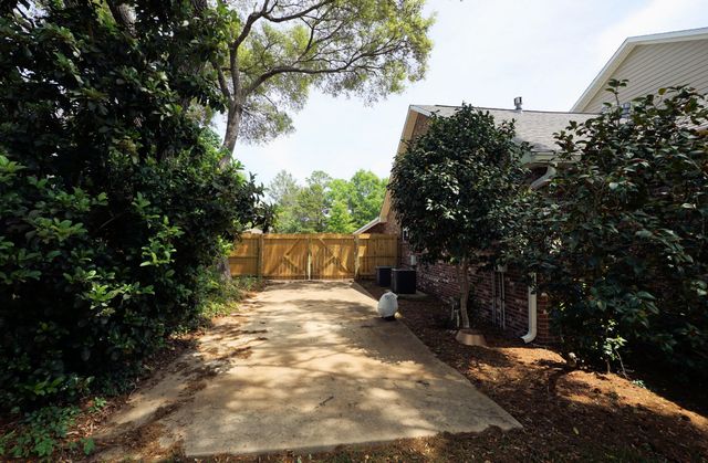 941 Ruckel Drive, Niceville, FL 32578