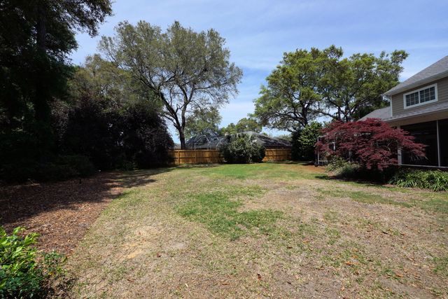 941 Ruckel Drive, Niceville, FL 32578