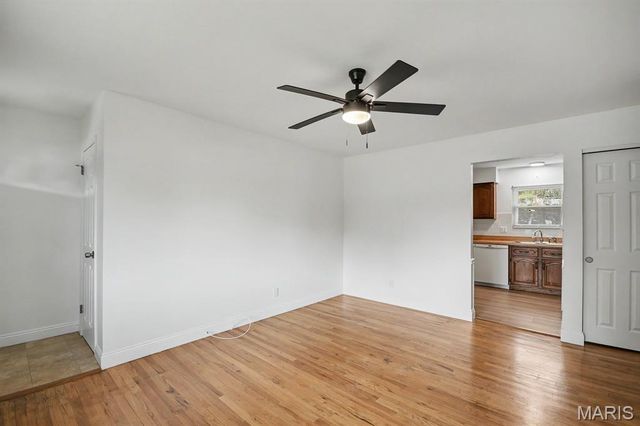 11247 Fawnhaven Drive, St Louis, MO 63126