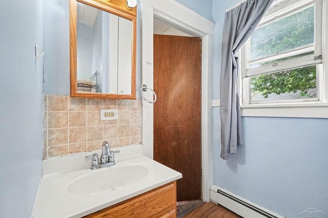 2018 N Woodbridge Street, Saginaw, MI 48602