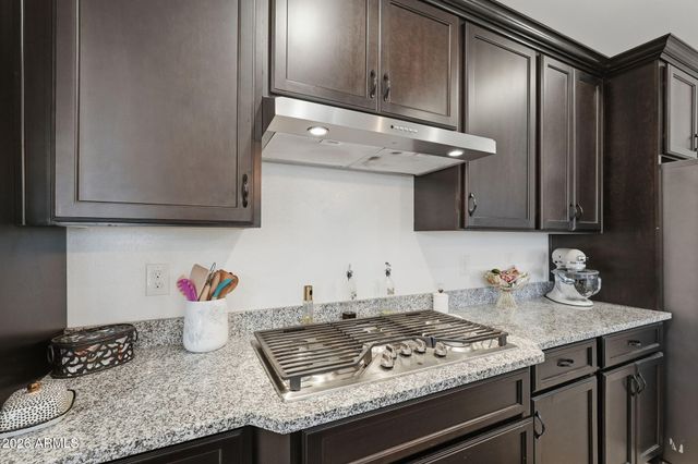 19954 W EXETER Boulevard, Litchfield Park, AZ 85340