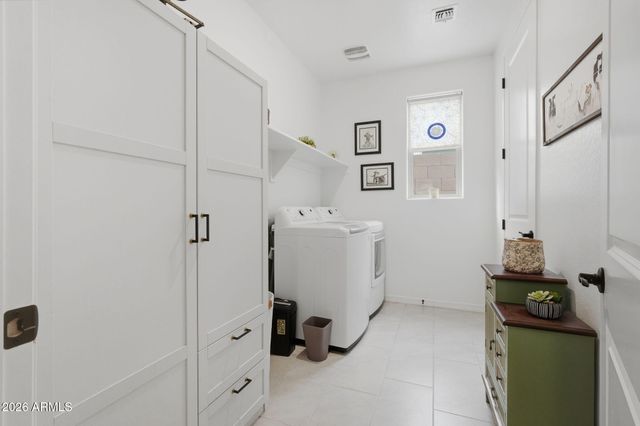 19954 W EXETER Boulevard, Litchfield Park, AZ 85340